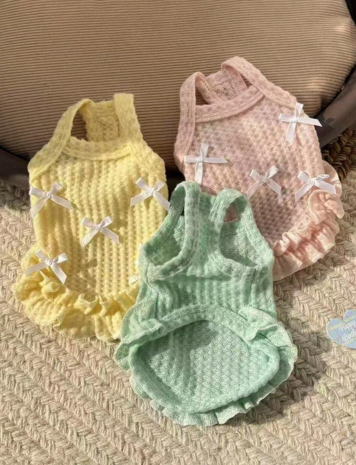 Dog or cut clothes deferent colorful