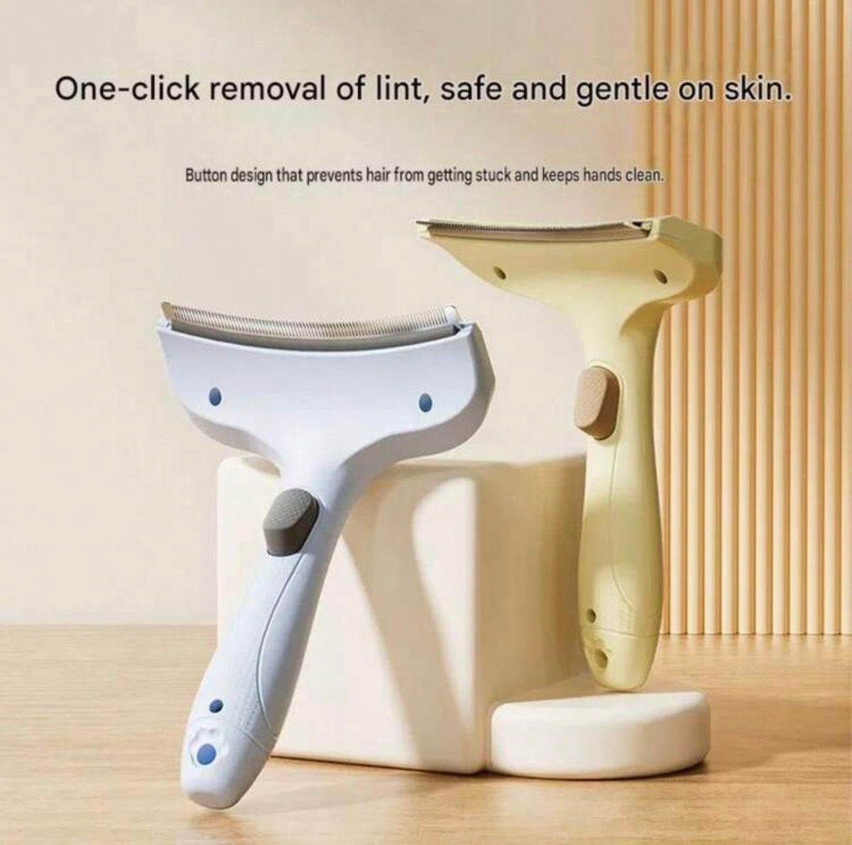 1 pc one click Self cleaning pet brush.